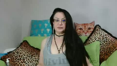 KHALEESI online show from 11, 3, 2026