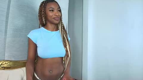 Snapshot of _briana_at chatting on 10, 9, 2025 briana online show from 10, 9, 2025