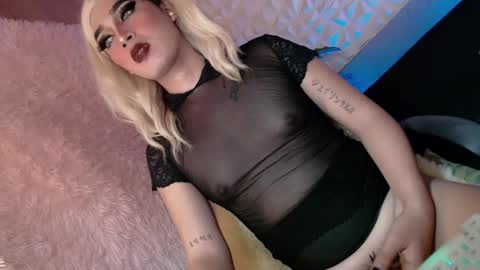 Caroline online show from 11, 3, 2025