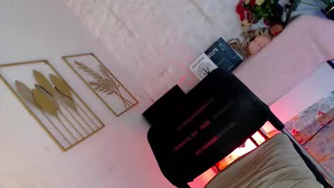 Caroline online show from 6, 2, 2026