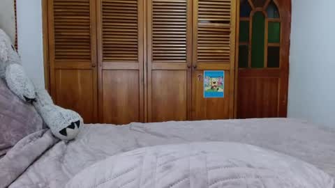 Snapshot of _caylee_ chatting on 11, 11, 2025 Antonella online show from 11, 11, 2025