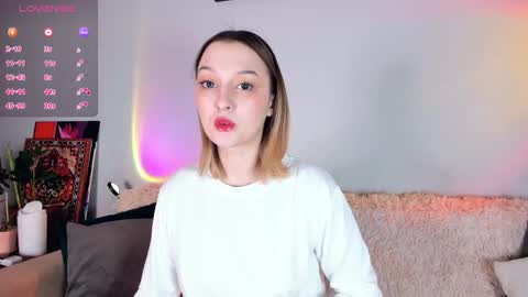 Christina Chris online show from 24, 11, 2025