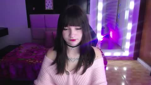 _charlotte_collins_ online show from 15, 11, 2025