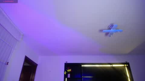 _charlotte_collins_ online show from 17, 12, 2025