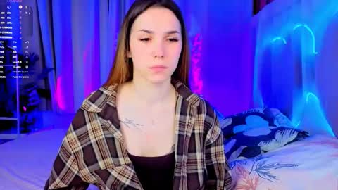 Snapshot of _cindy_lou_ chatting on 19, 10, 2025 Cindy . online show from 19, 10, 2025