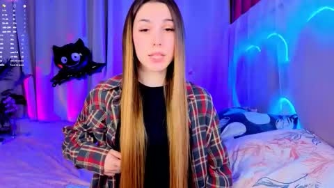 Snapshot of _cindy_lou_ chatting on 24, 10, 2025 Cindy . online show from 24, 10, 2025