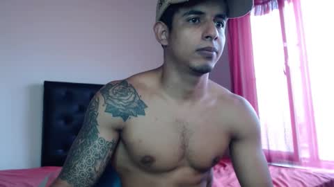 Snapshot of _crissgex_ chatting on 24, 2, 2025  crissgex  online show from 24, 2, 2025