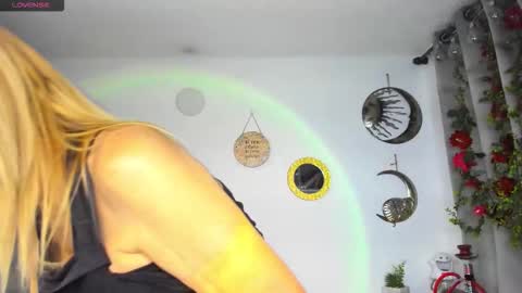  cristal ayala online show from 16, 3, 2026