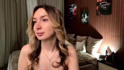 _crystal_moon_1 online show from 29, 5, 2026
