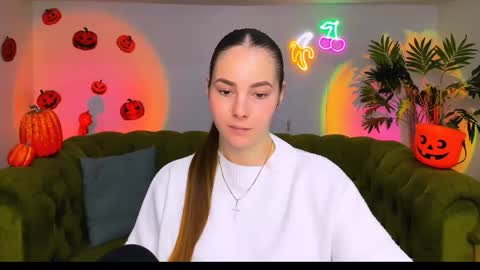 Erika online show from 8, 11, 2025