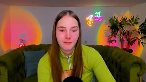 Erika online show from 27, 11, 2025