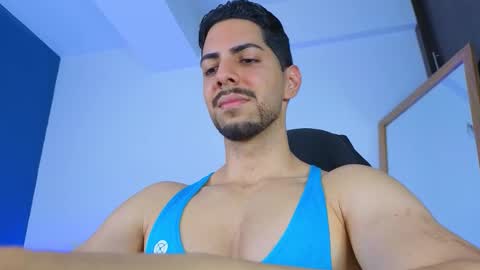 Snapshot of _davidwolf chatting on 13, 12, 2025 David online show from 13, 12, 2025