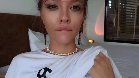 DemiDee online show from 13, 10, 2025