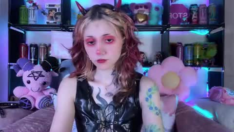 Snapshot of _devilbaby chatting on 10, 6, 2026 Kate online show from 10, 6, 2026