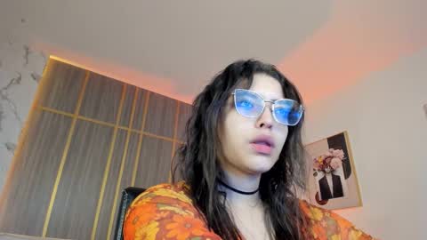 Abril online show from 9, 3, 2026