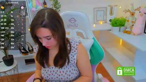 Snapshot of _eliizabeth__ chatting on 15, 12, 2024 Lizzy online show from 15, 12, 2024