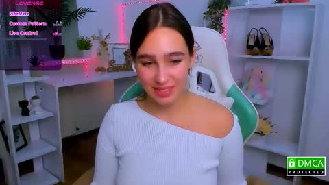 Lizzy  online show from 26, 11, 2025