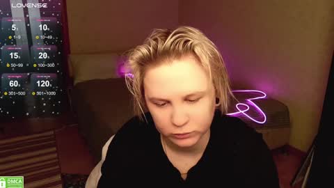 Snapshot of _elven_dreams__ chatting on 5, 1, 2025 chloue and Gretta online show from 5, 1, 2025