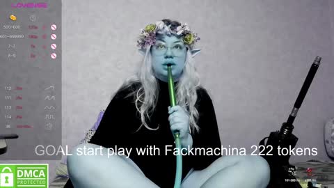 Snapshot of _elven_dreams__ chatting on 5, 2, 2025 chloue and Gretta online show from 5, 2, 2025