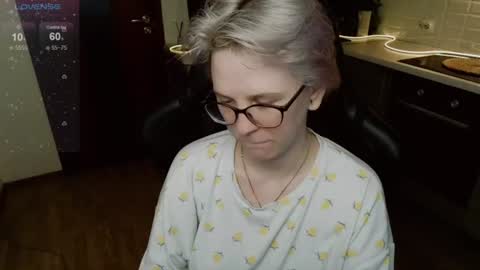 Snapshot of _elven_dreams__ chatting on 20, 7, 2026 chloue and Gretta online show from 20, 7, 2026
