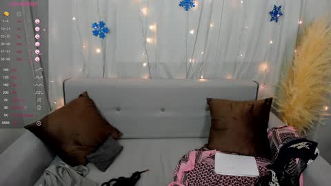 _emily__strike_ online show from 19, 12, 2024