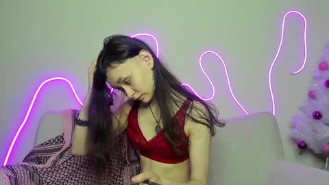 _emily__strike_ online show from 4, 1, 2025