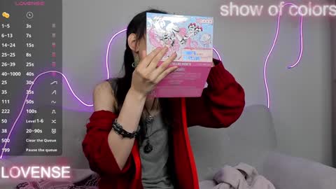 _emily__strike_ online show from 31, 1, 2025