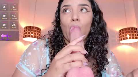 Snapshot of _emily_perez chatting on 31, 5, 2026 _emily_perez online show from 31, 5, 2026