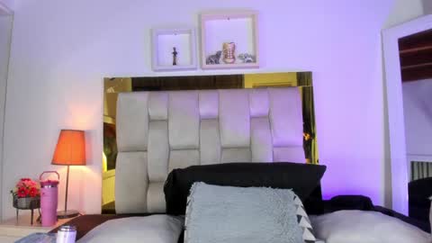 Isabella online show from 3, 1, 2025