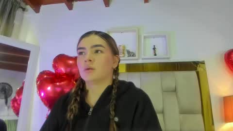 Isabella online show from 17, 2, 2025