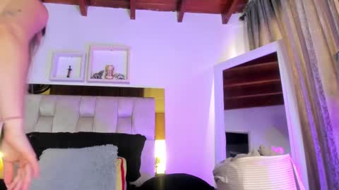 Isabella online show from 22, 2, 2025