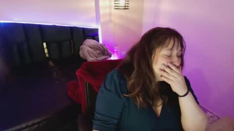 Emily  online show from 27, 11, 2025