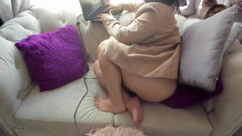 Emma online show from 17, 12, 2024