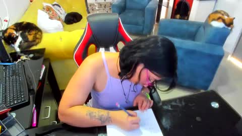 Emma online show from 3, 2, 2025