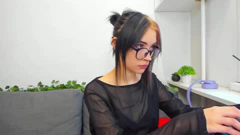 Emma online show from 28, 3, 2026