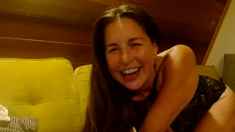 Snapshot of _energygodess chatting on 12, 4, 2026 _energygodess online show from 12, 4, 2026