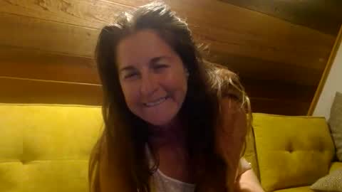 Snapshot of _energygodess chatting on 13, 4, 2026 _energygodess online show from 13, 4, 2026