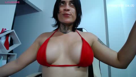  Exa help me position myself with your thumb up thanks  online show from 10, 12, 2024