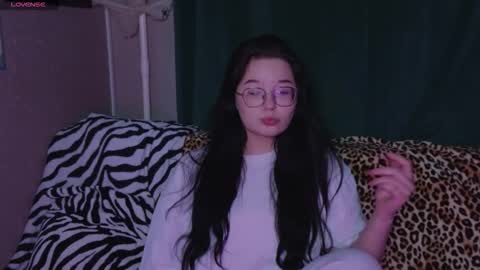 Snapshot of _favorite_ chatting on 16, 12, 2025 KENDALL NATHAN MARRY RYANPVT IS OPEN online show from 16, 12, 2025