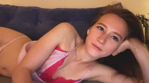 Snapshot of _feli_ chatting on 21, 2, 2025 all my social online show from 21, 2, 2025