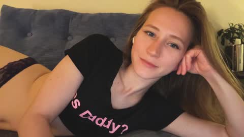 Snapshot of _feli_ chatting on 26, 2, 2025 all my social online show from 26, 2, 2025