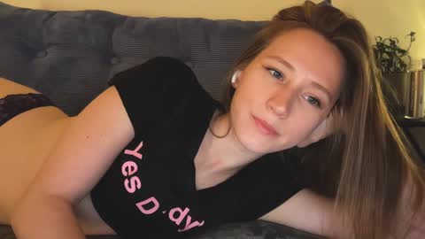 Snapshot of _feli_ chatting on 26, 2, 2025 all my social online show from 26, 2, 2025