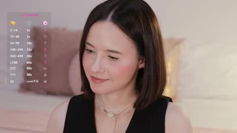 Essie  online show from 12, 9, 2025