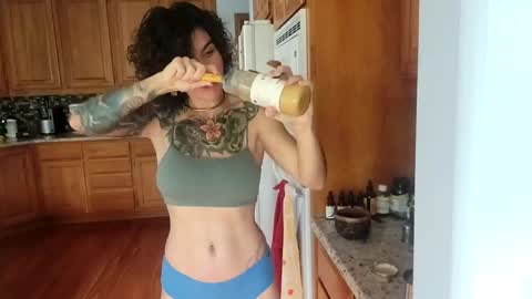 Frankie Rivers allmylinks  online show from 5, 3, 2025