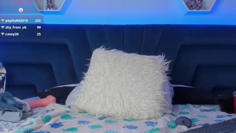 Snapshot of _giarose chatting on 30, 1, 2025 Gia Rose online show from 30, 1, 2025