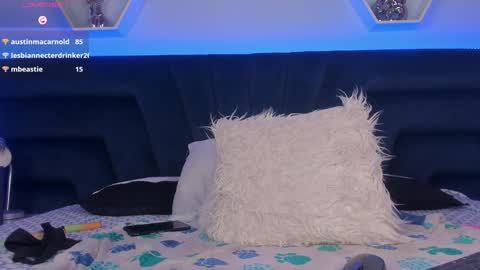 Snapshot of _giarose chatting on 5, 2, 2025 Gia Rose online show from 5, 2, 2025