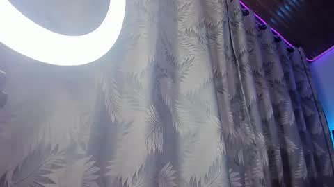 Snapshot of _giarose chatting on 13, 2, 2025 Gia Rose online show from 13, 2, 2025