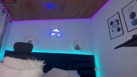 Snapshot of _giarose chatting on 3, 3, 2025 Gia Rose online show from 3, 3, 2025