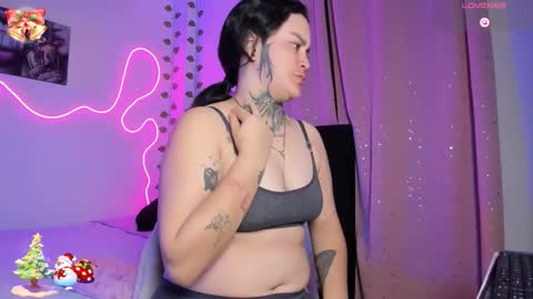 Snapshot of _gleep chatting on 23, 12, 2025 LEEP online show from 23, 12, 2025