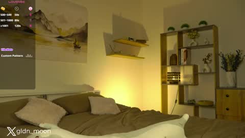 Snapshot of _golden_moon_ chatting on 16, 2, 2025 Rina online show from 16, 2, 2025